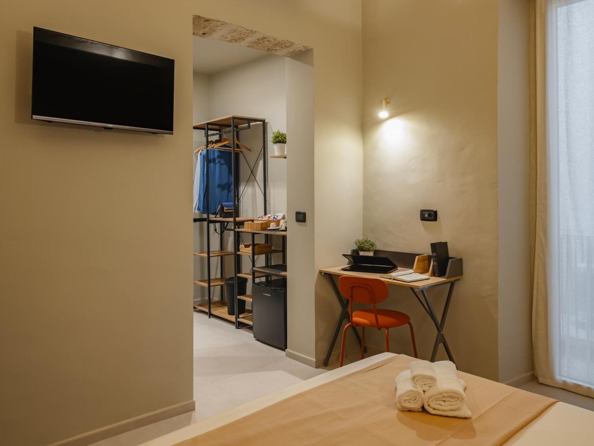 Almica24 Hotel บารี ภายนอก รูปภาพ