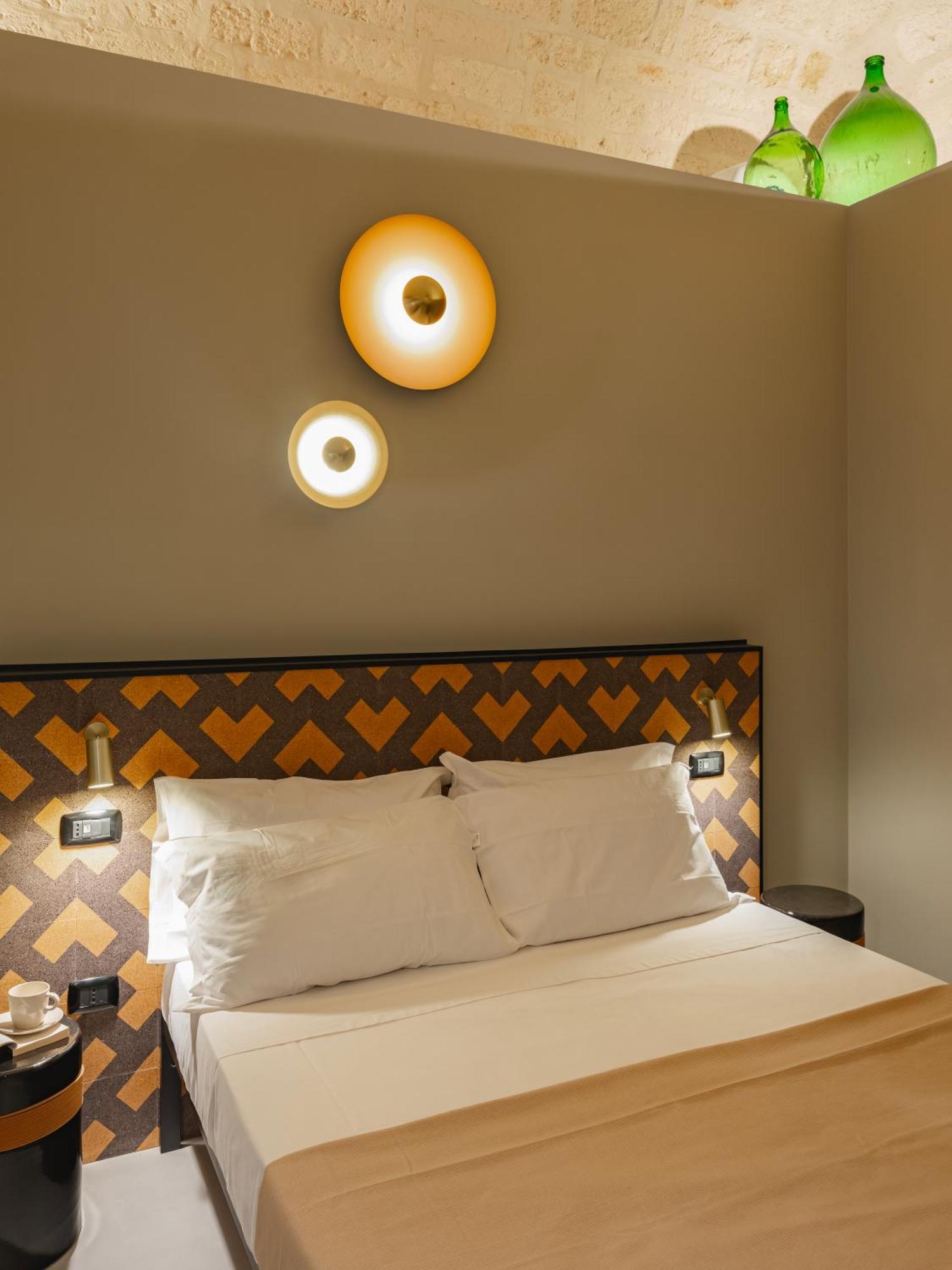 Almica24 Hotel บารี ภายนอก รูปภาพ