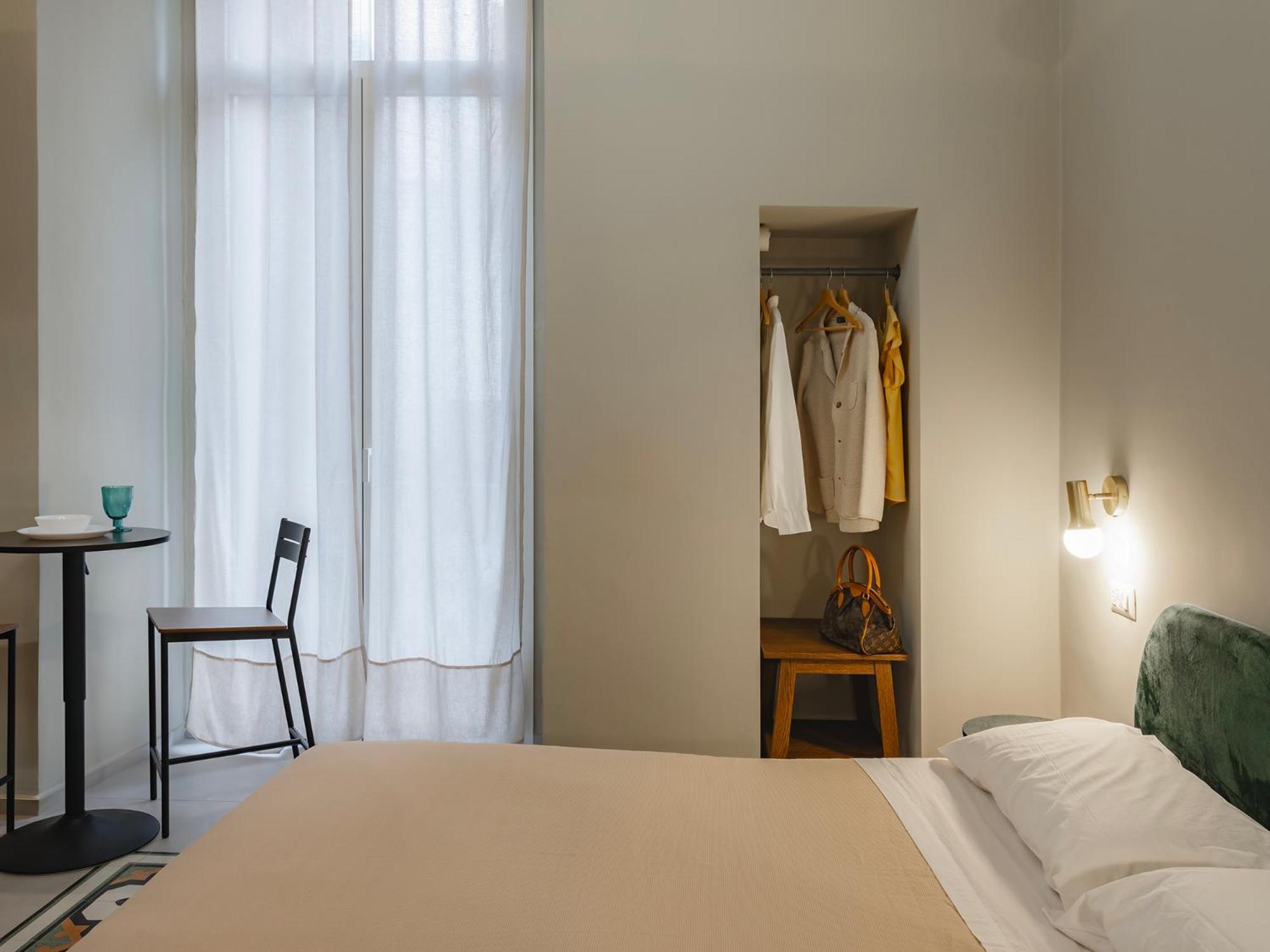 Almica24 Hotel บารี ภายนอก รูปภาพ