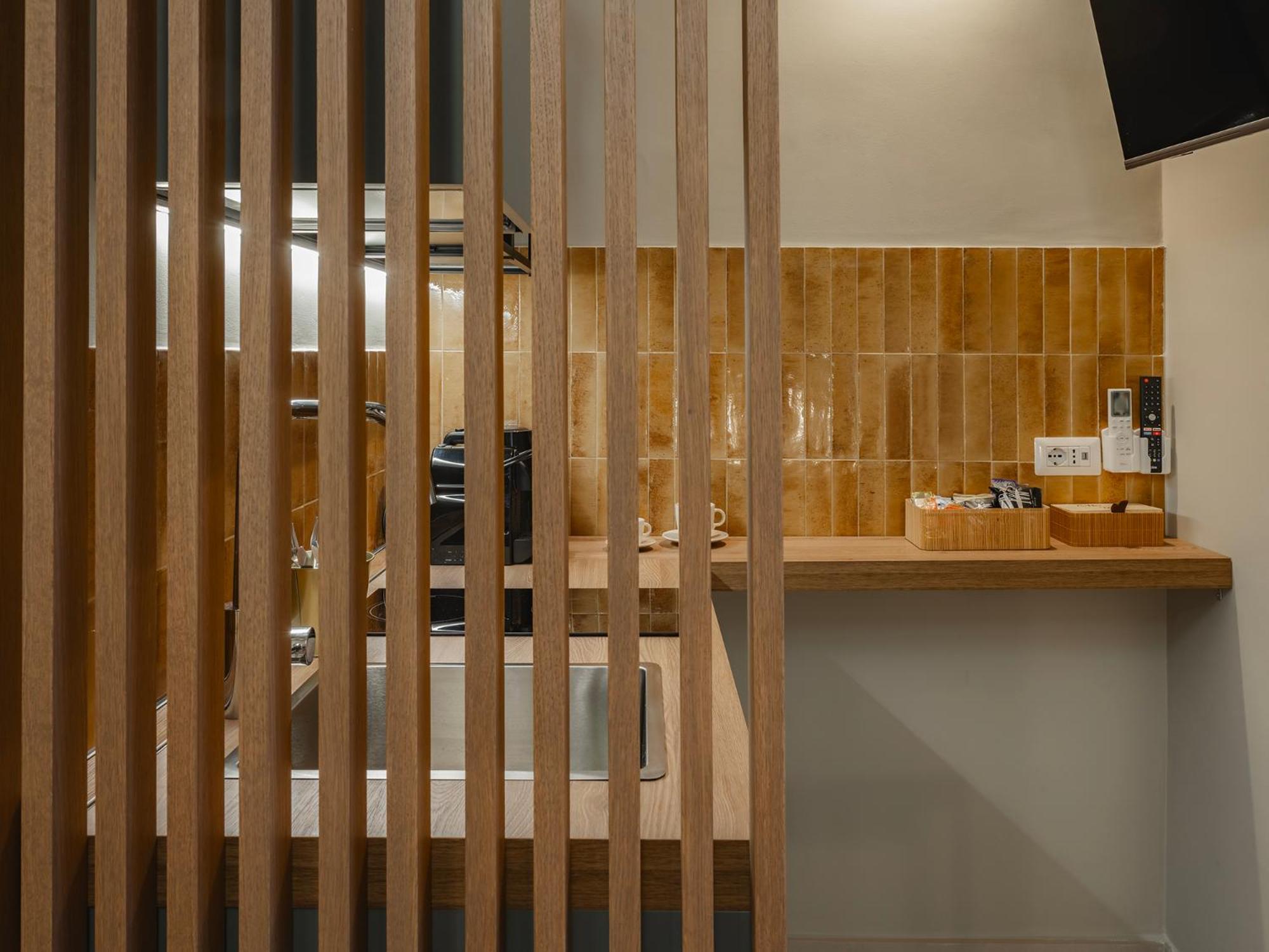 Almica24 Hotel บารี ภายนอก รูปภาพ