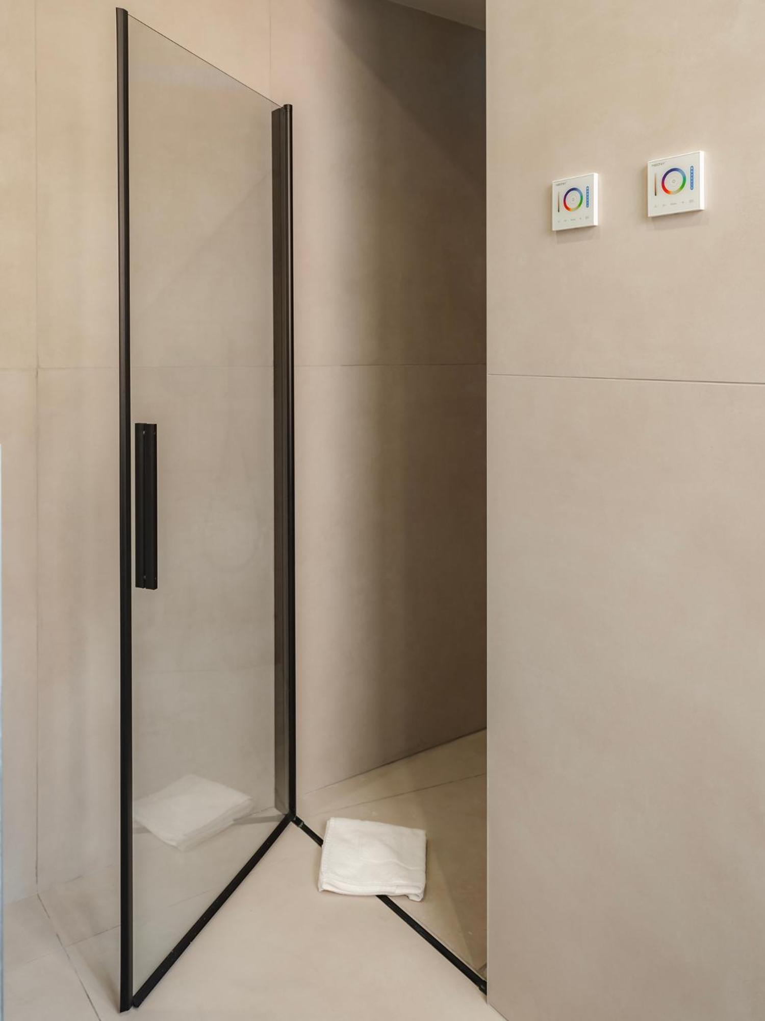 Almica24 Hotel บารี ภายนอก รูปภาพ