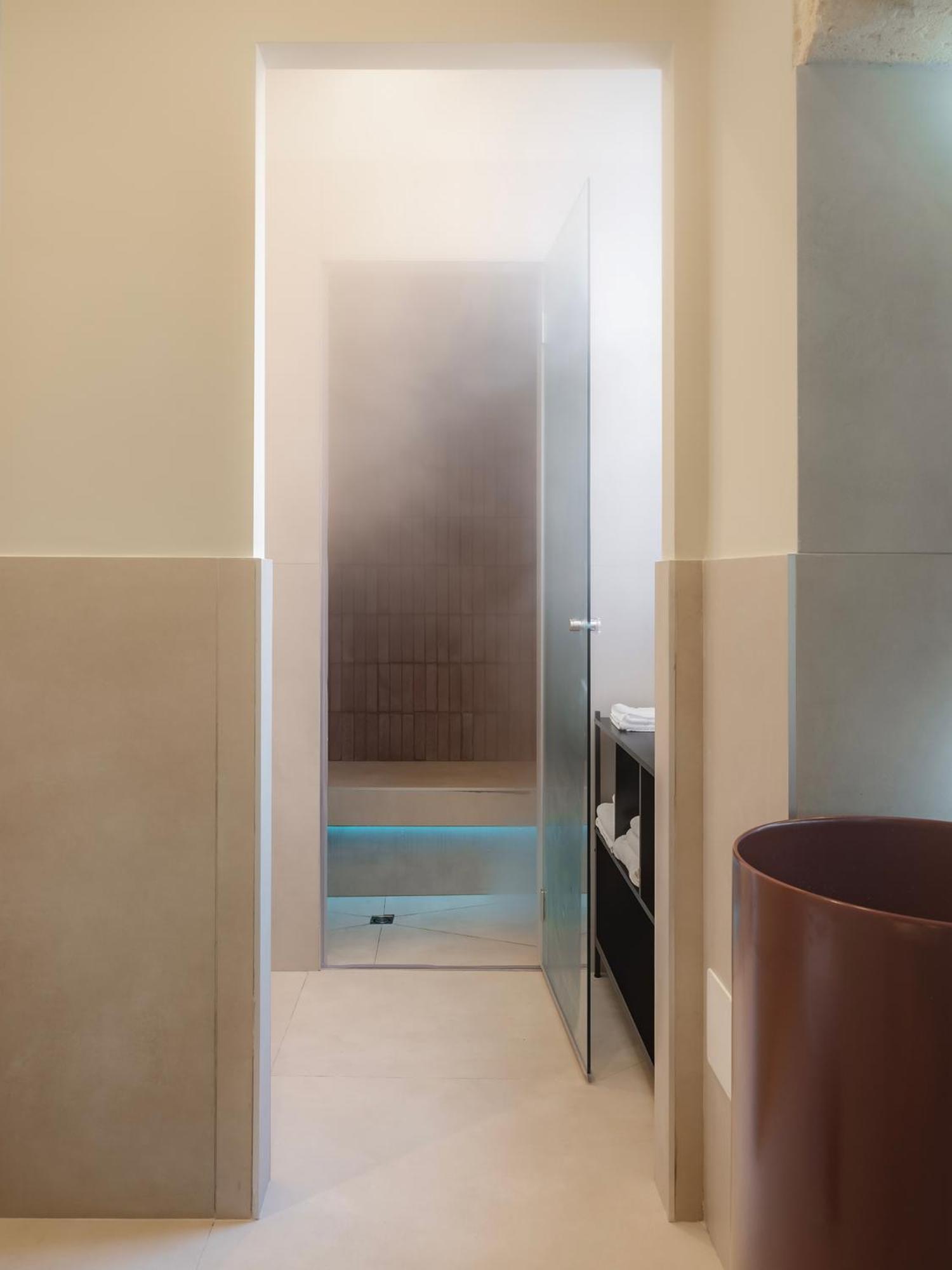 Almica24 Hotel บารี ภายนอก รูปภาพ